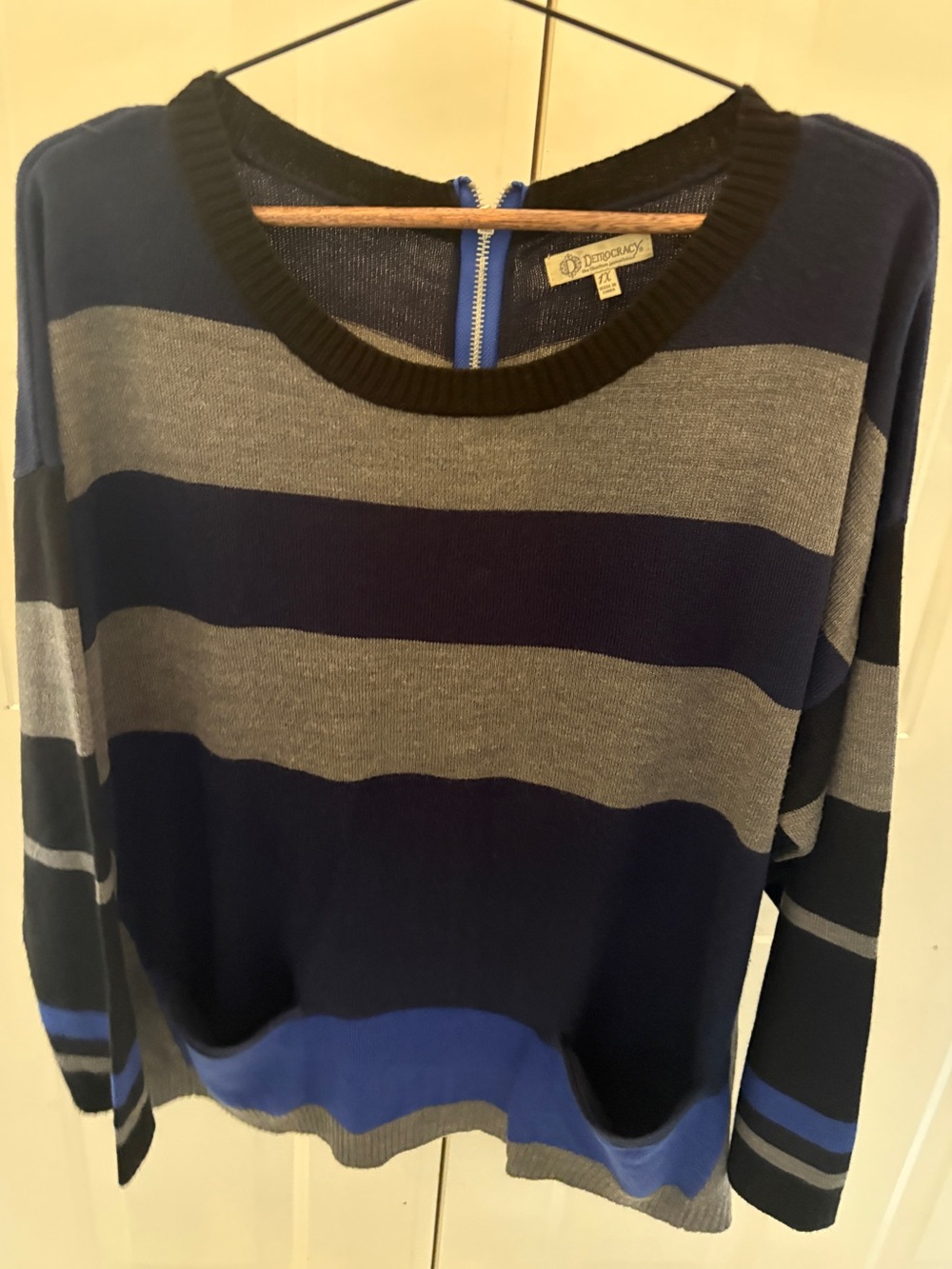 Democracy Striped Back-Zip Sweater with Pockets Size 1X Gray Blue color block